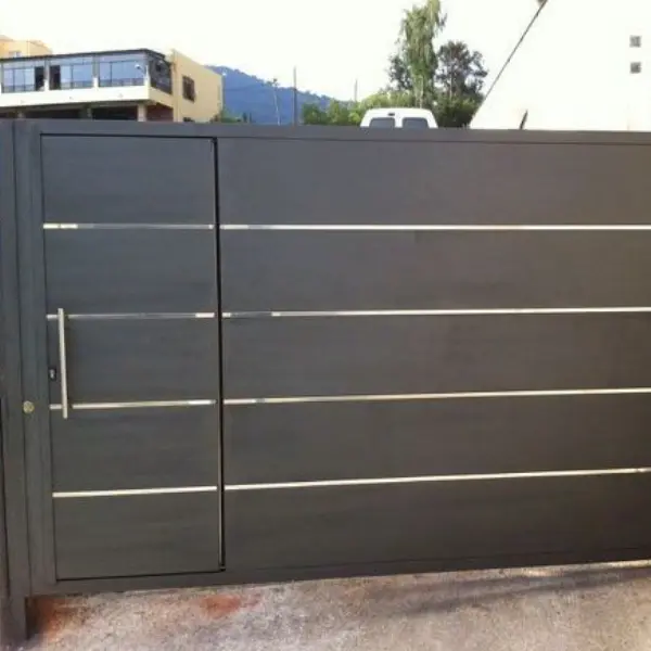 Portones de metal - con puerta - 5