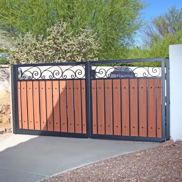 portones coloniales de herreria y madera - comprar