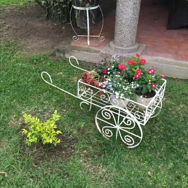 maceteros de metal - porta macetas de metal y herreria en ciudad de guatemala