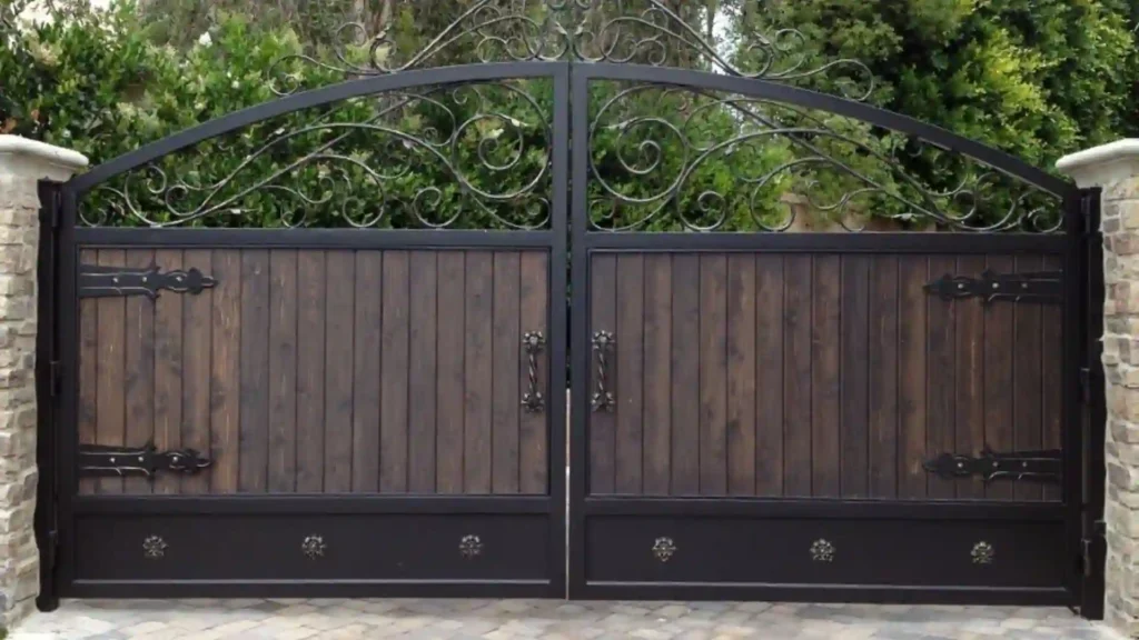 Cual es el mejor material para portones coloniales - Empresa de instalacion y fabricación de portones coloniales